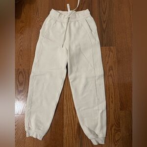 Lululemon joggers